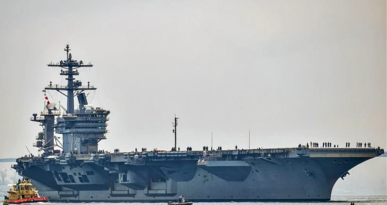 USS Abraham Lincoln uçak gemisi dokuz aylık görevini tamamlayarak ABD’ye dönüyor