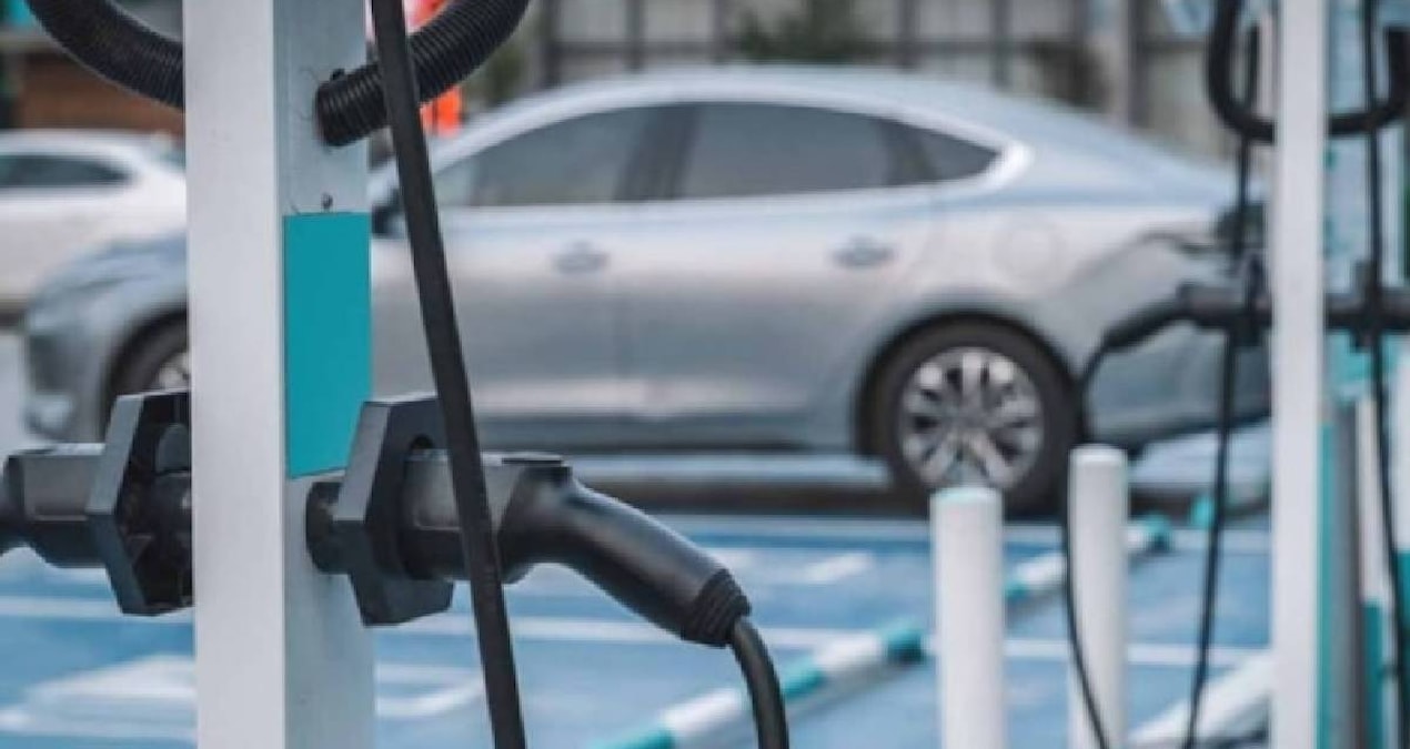 Elektrikli otomobil fiyatları hibrit modellerin altına düştü