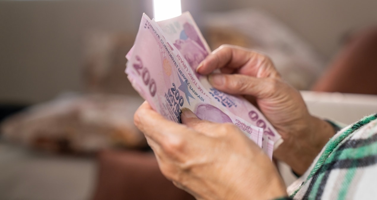 Yargıtay, geç bağlanan emekli maaşlarına faiz ödenmesine karar verdi