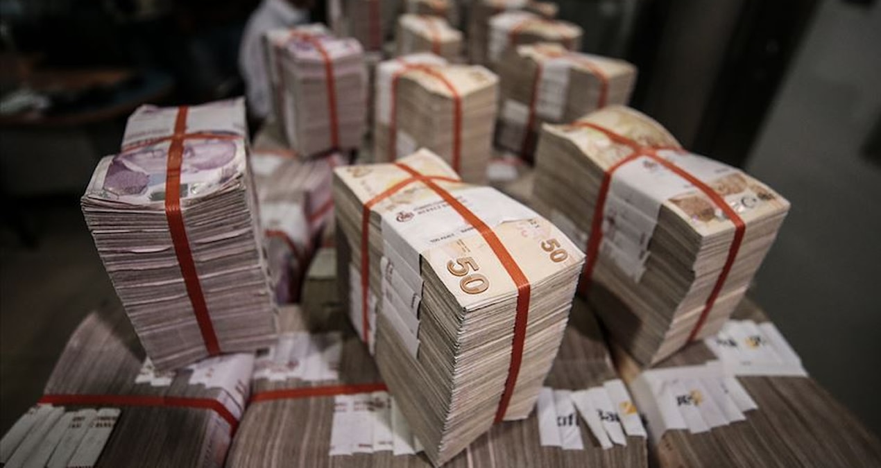 Goldman Sachs analizinde TL değer kaybının faizleri etkileyebileceği ifade edildi.