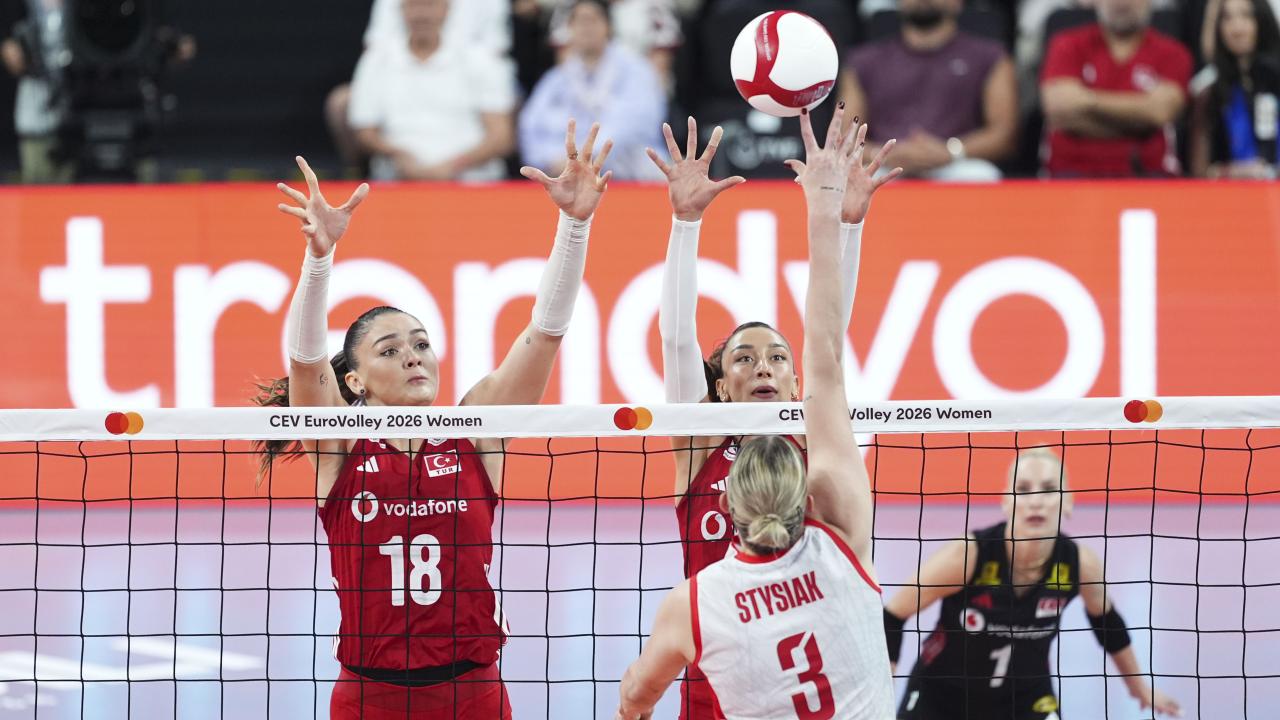 A Milli Kadın Voleybol Takımı, Avrupa Şampiyonası’nda Polonya’ya yenildi