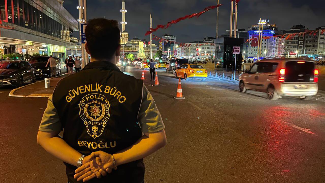 İstanbul’da “Huzur İstanbul” uygulamasında 819 kişi gözaltına alındı