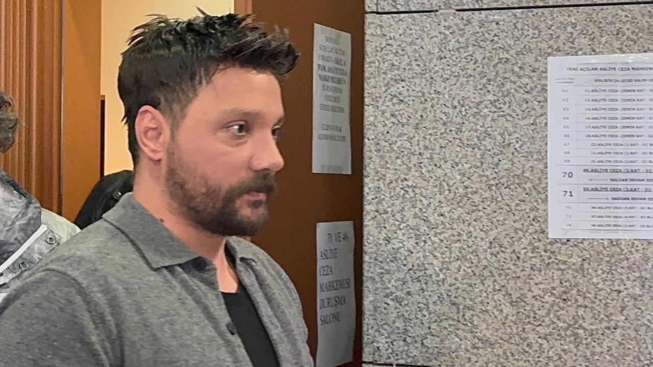 İstanbul Adliyesi’nde görülen Ahbap Derneği soruşturmasında 18 kişinin tutuklandığı bildirildi.