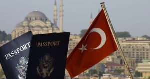 Türkiye’de polis kontrol noktalarında kimlik denetimi için orijinal pasaport uyarısı