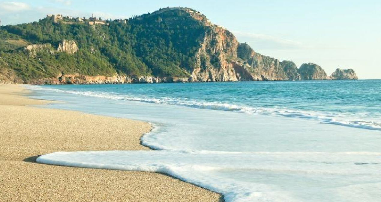 Muğla’daki Kleopatra Plajı, dünyanın en güzel 20 plajı listesinde 10. sırada.