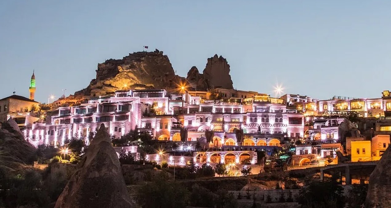 Uçhisar’daki Cappadocia Cave Resort SPA ile bağlantılı sekiz taşınmaz satışa çıkarıldı