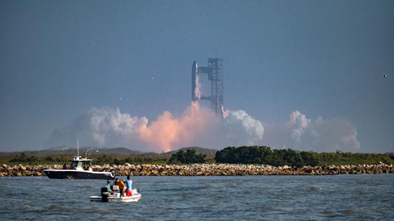 Starship projesinde test uçuşu tarihi birkaç ay ertelendi