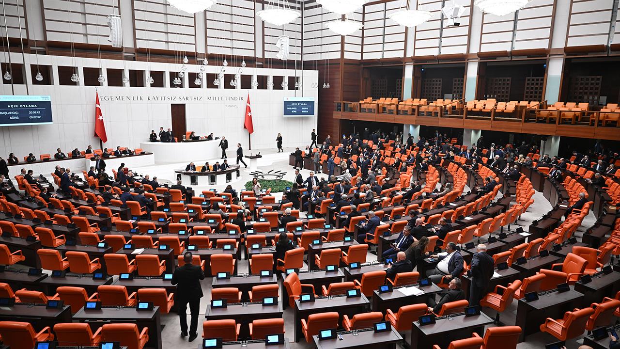 TBMM Genel Kurulu, şehit aileleri ve gazilerin haklarına ilişkin kanun teklifini görüşecek.