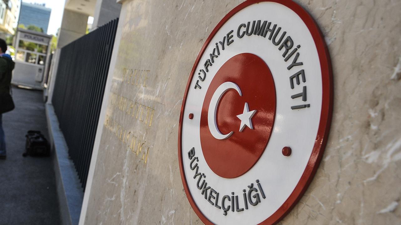 Resmi Gazete’de yayımlanan Cumhurbaşkanı kararıyla yapılan büyükelçi atamaları