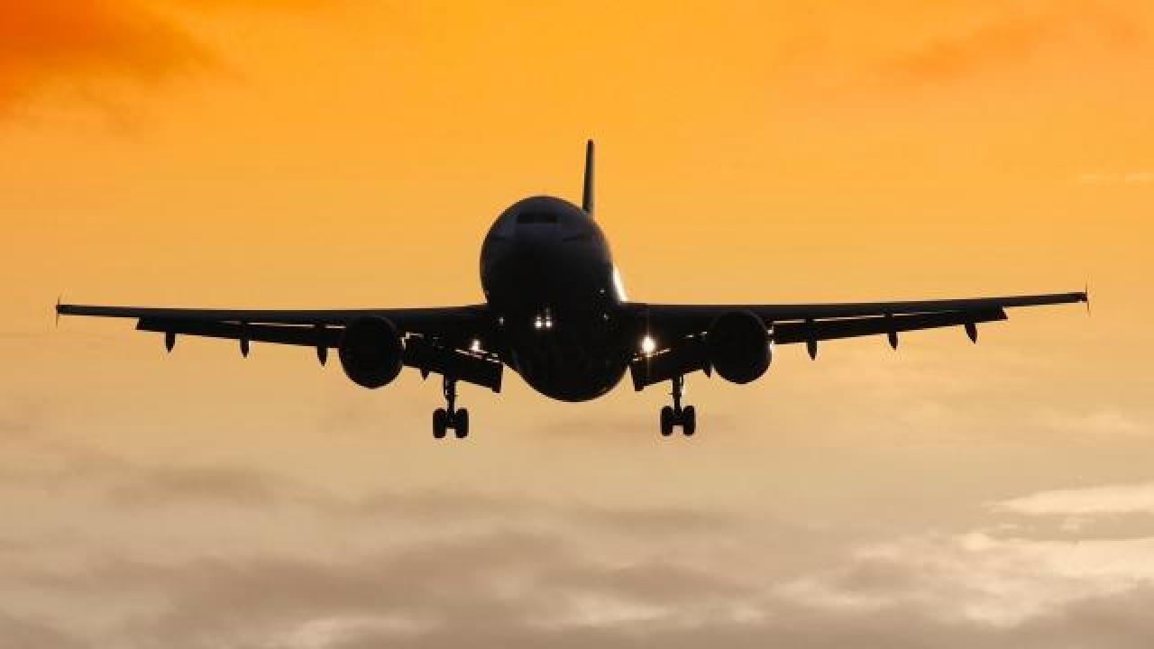 Porter Hava Yolları’nın uçağı, çocuk emniyet kemerini takmadığı için kalkış yapamadı