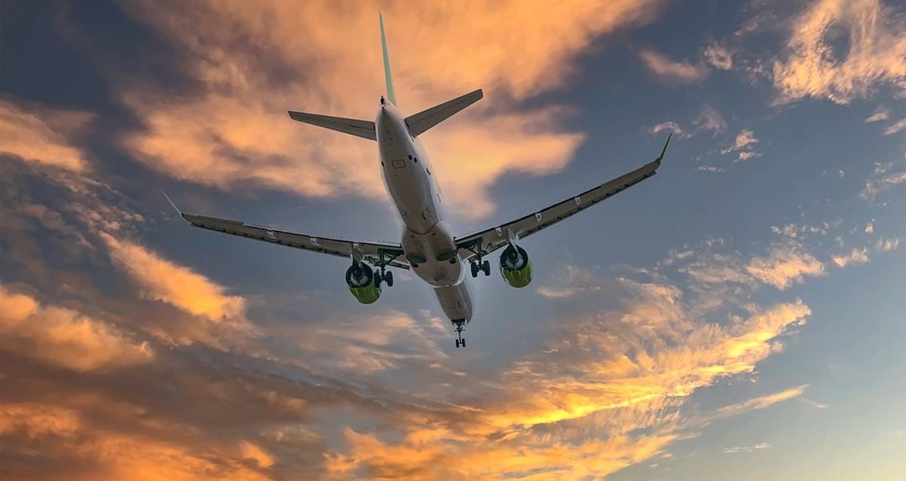 American Airlines uçağında dizüstü bilgisayar yangını paniğe neden oldu