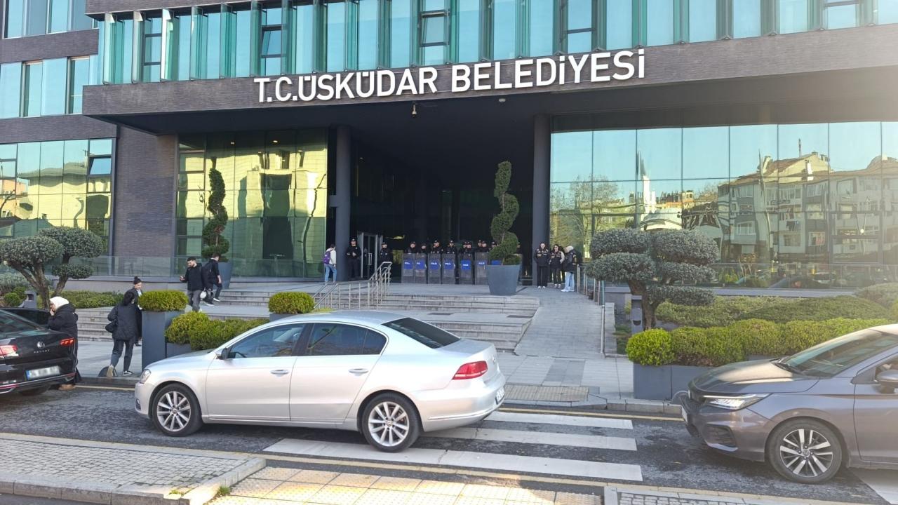 Üsküdar Belediye Başkanı Sinem Dedetaş’in tutuklanmasına ilişkin haber